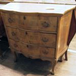 197 1292 CHEST OF DRAWERS